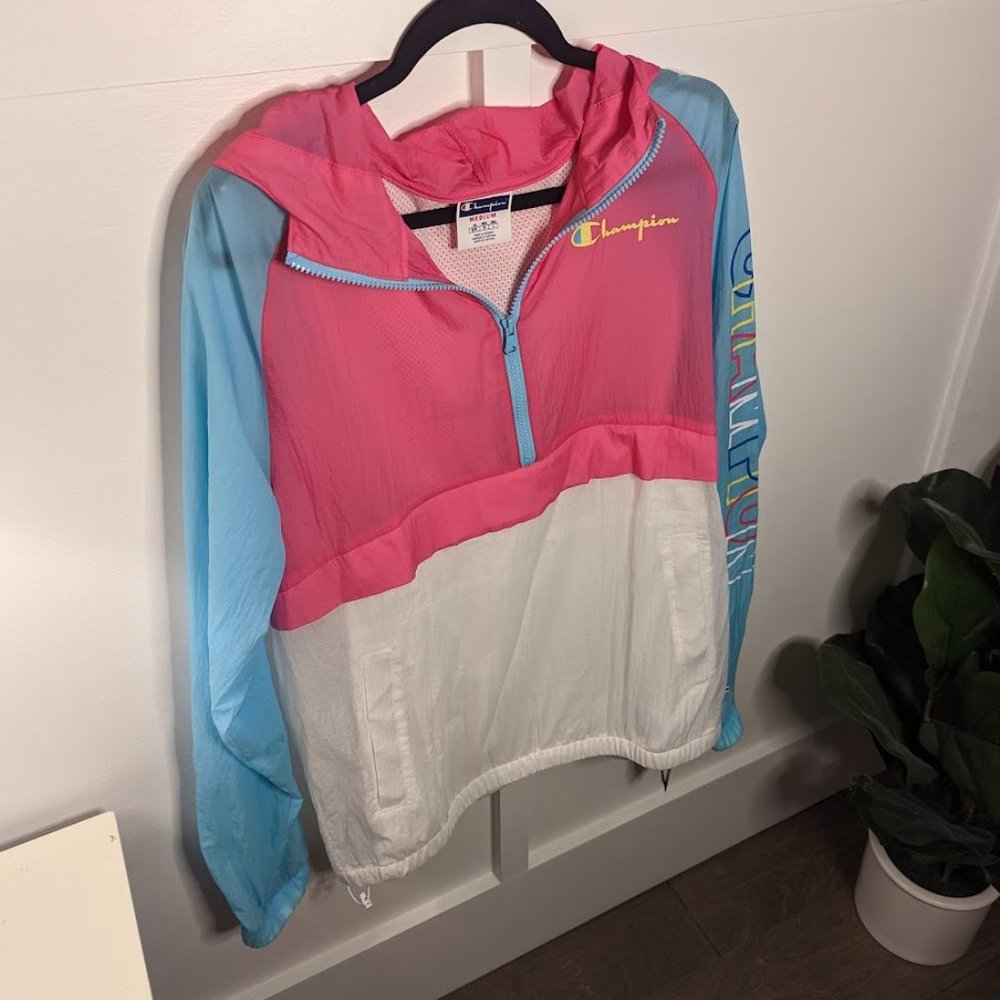 Champion Limited Edition Unisex Windbreaker sz M New with Tags